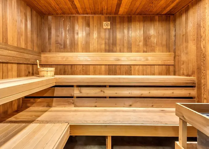 Quality Dorval AeroportAirport Hotel